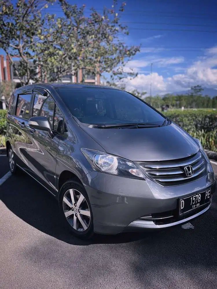 Honda Freed 2011 Bensin