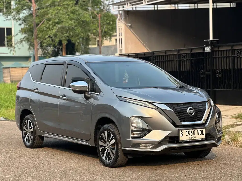 Nissan Livina VL 1.5 AT 2019 Timeless Gray