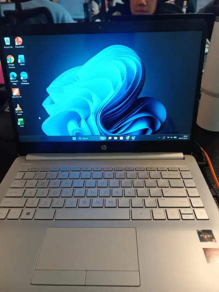 HP 14s Ryzen 3 3550U | SSD 256GB + HDD 1TB | Mulus | Siap Kerja&kuliah