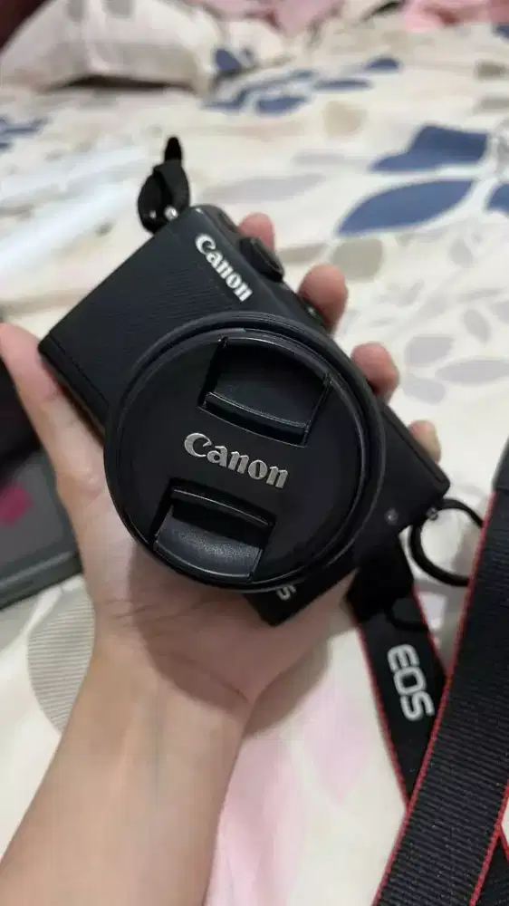 CANON EOS M100 Mint Condition