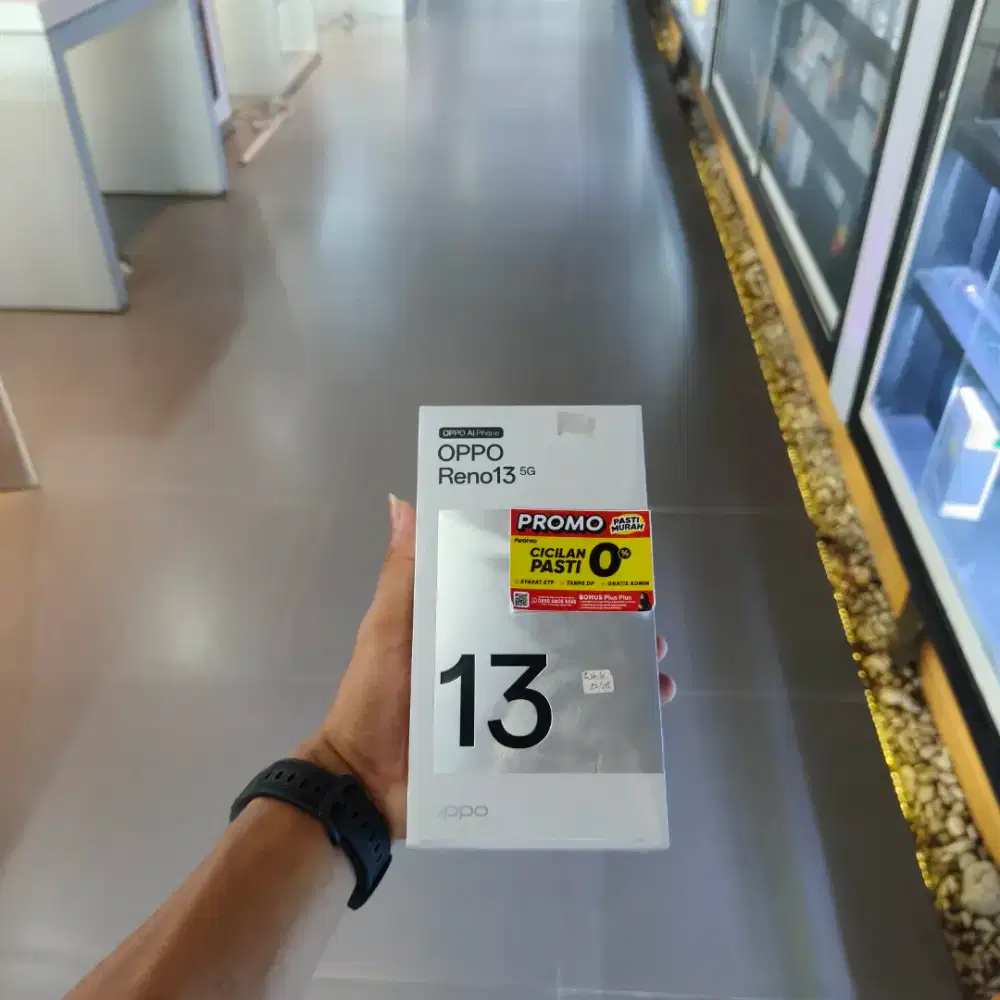 OPPO RENO 13 5G 12/256GB.