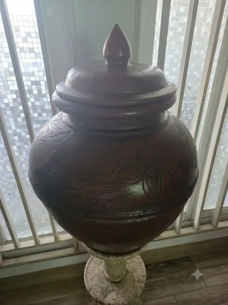 Tempayan/guci tanah liat ( tanpa kaki)