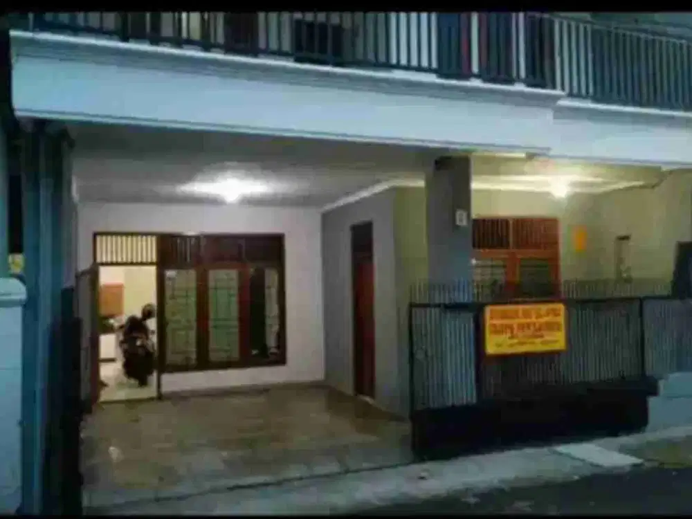 RUMAH MEGAH DI KAYU PUTIH-RAWAMANGUN