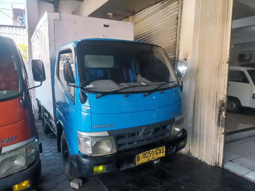 Hino Dutro 110SD BOX Tahun 2018 Euro 2
