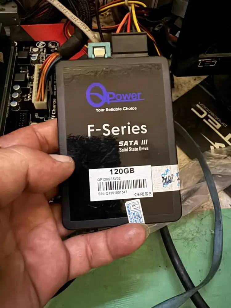 ssd Q power 120gb kondisi normal.