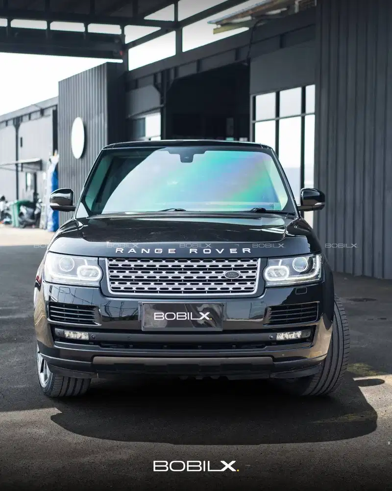 NIK 2014 Land Rover Range Rover Autobiography Santorini Black