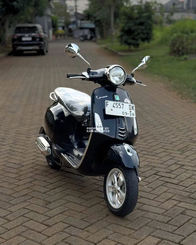 JUAL MURAH VESPA PRIMAVERA 150 3V 2014 MULUS