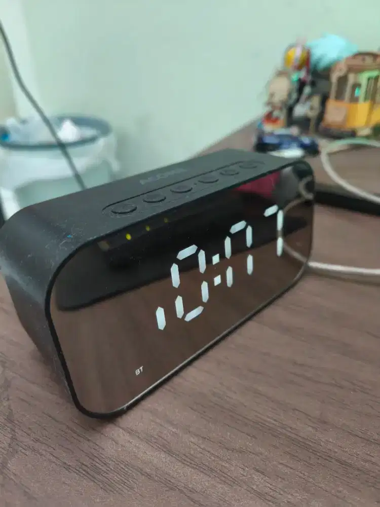 Speaker Bluetooth Jam Alarm Acome A5 - Bekas Mulus Normal