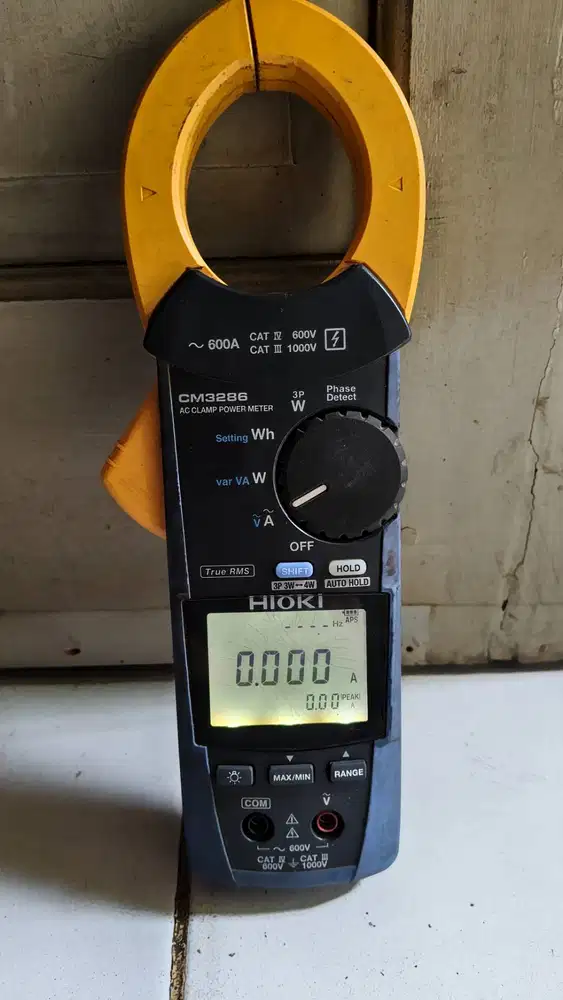 HIOKI CM3286 CLAMP METER 600A