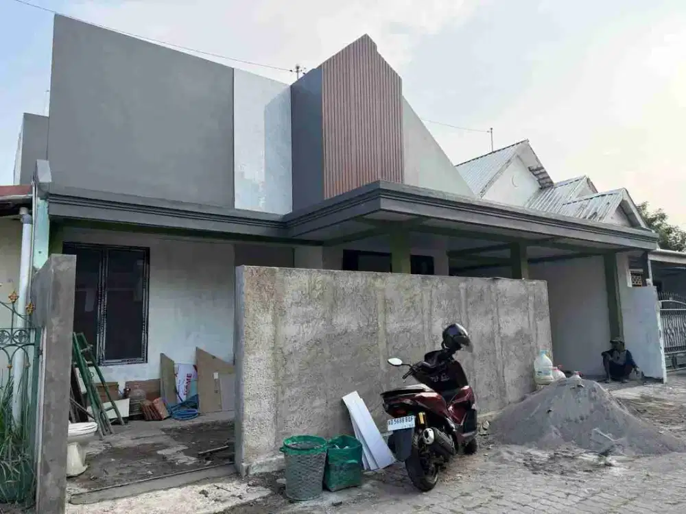 Rumah Cakep Gress 1,5 Lantai Full Renovasi dekat Hotel Alana