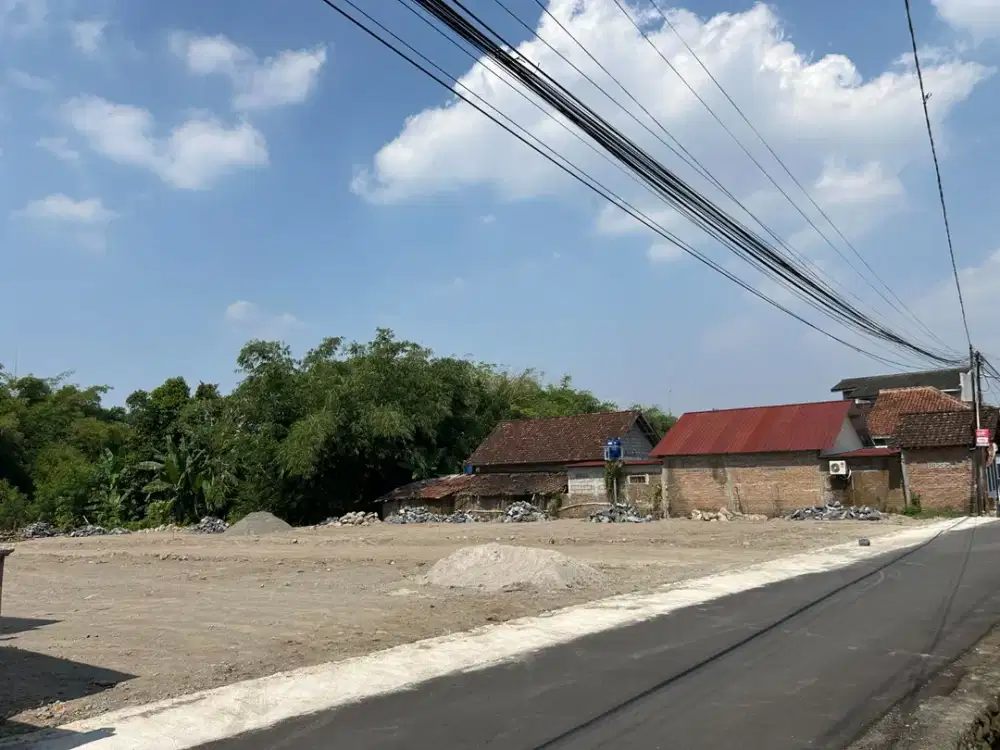 Tanah Strategis Dekat Hotel Hyatt Jogja, Siap Bangun dan SHM Pekarangan