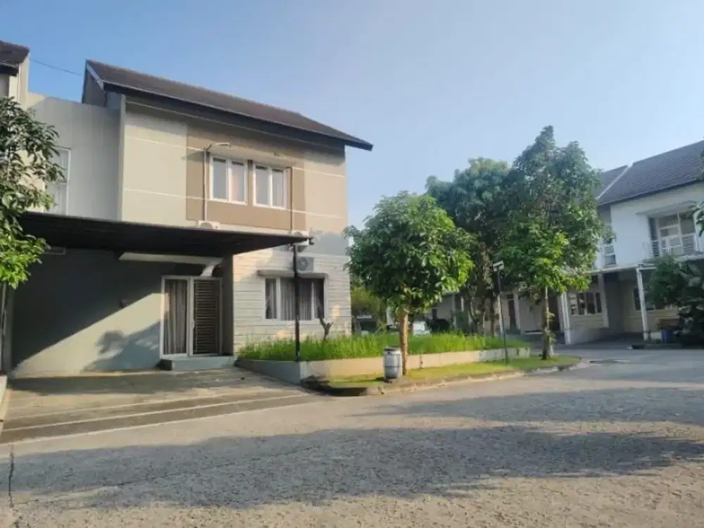 Rumah 2 lantai yg indah , luas , Nyaman dan Asri di TKI 5