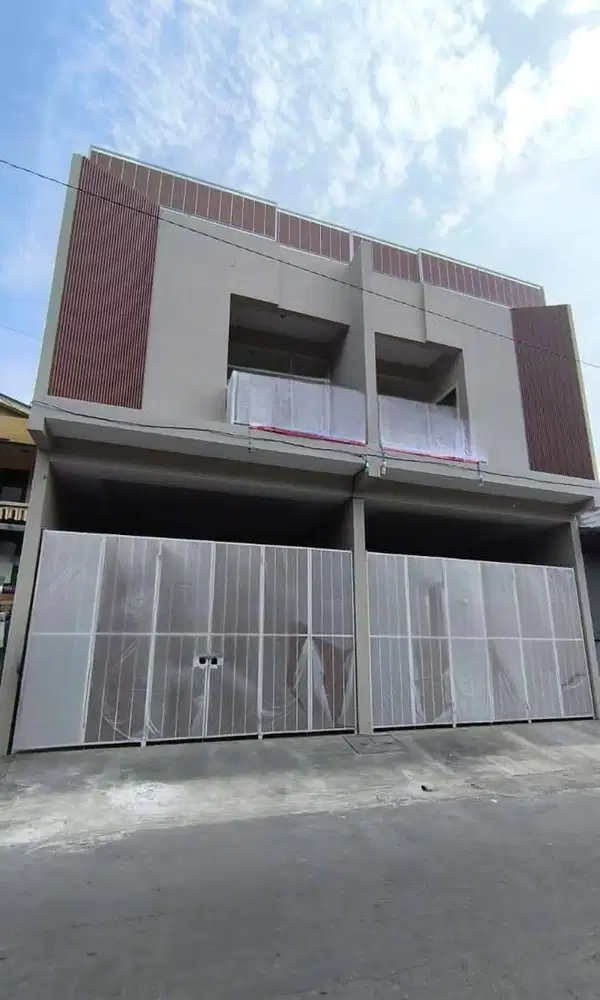 Dijual Rumah Usaha di Jl Raya Gunung Anyar Sawah Surabaya Area Ramai
