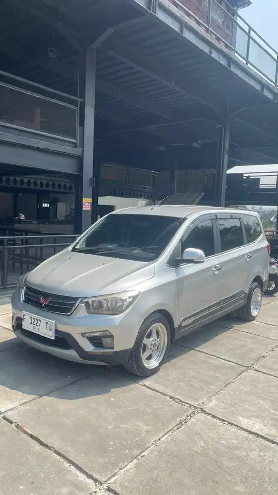 Wuling confero S 1.5 MT 2020
