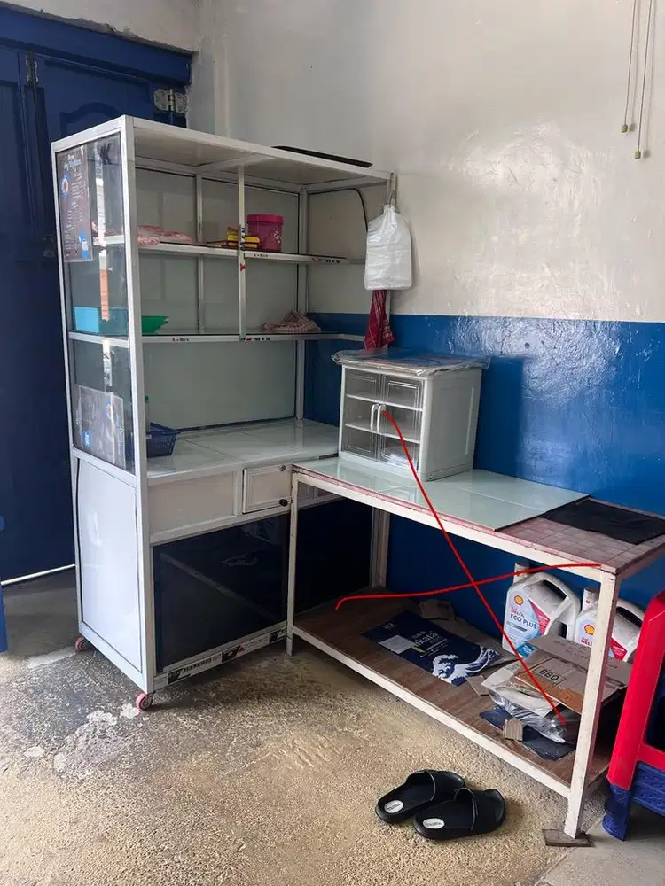 Etalase Meja Kursi Bekas Kopitiam Ampera