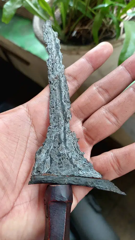 Keris Tilam Meteorit Temuan