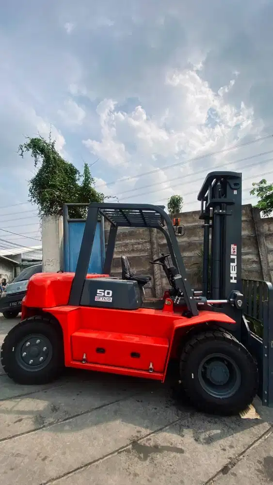 FORKLIFT 5 TON DIESEL HELI