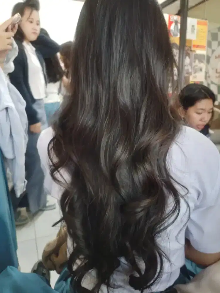 Dicari cewek atau wanita berambut panjang untuk model styling rambut