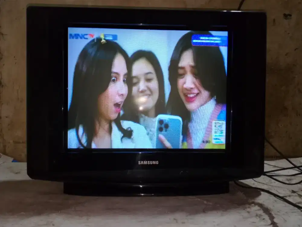 tv 21 inc SAMSUNG slim