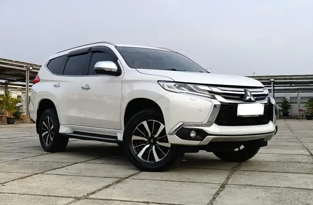 Pajero Sport Ultimate 2.4 AT 2017