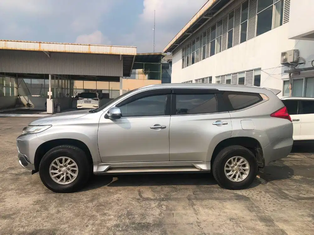 Mitsubishi Pajero Sport Exceed (2016)