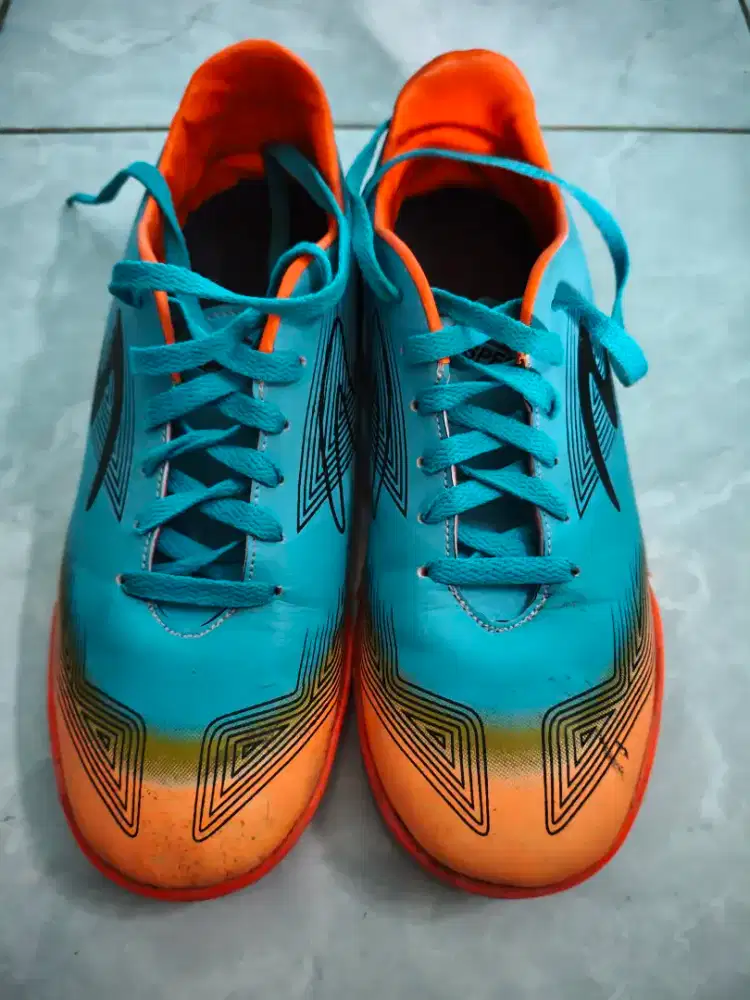 Sepatu Futsal SPECS