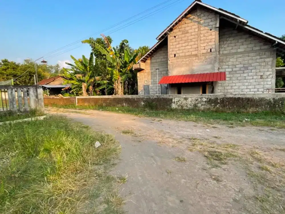 Tanah Murah Lokasi Bagus di Sleman hanya 800 Meter Jalan Utama Jogja-Magelang