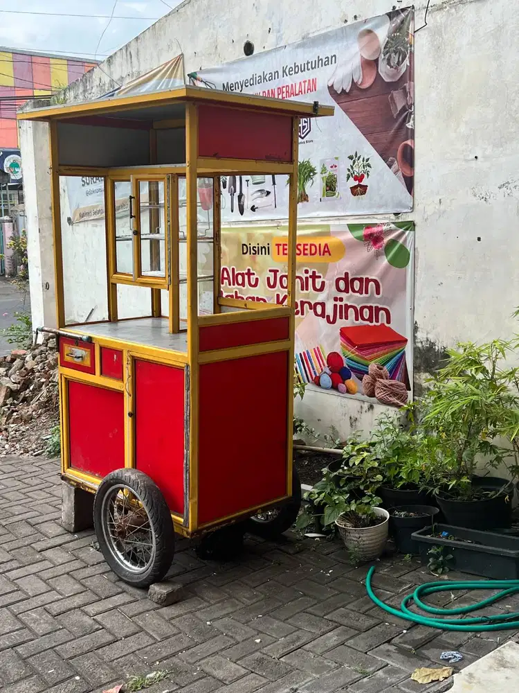 Jual Rombong Usaha Makanan Kondisi Layak Pakai