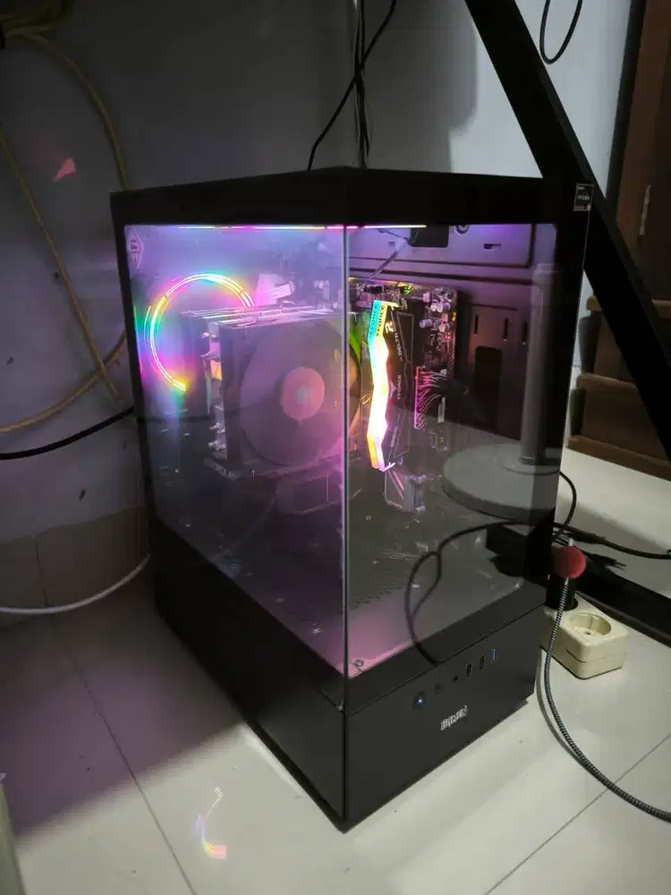 PC GAMING - SIAP 2K GAMING‼️ RTX 5060 8GB GDDR7 + RYZEN 5 7600X
