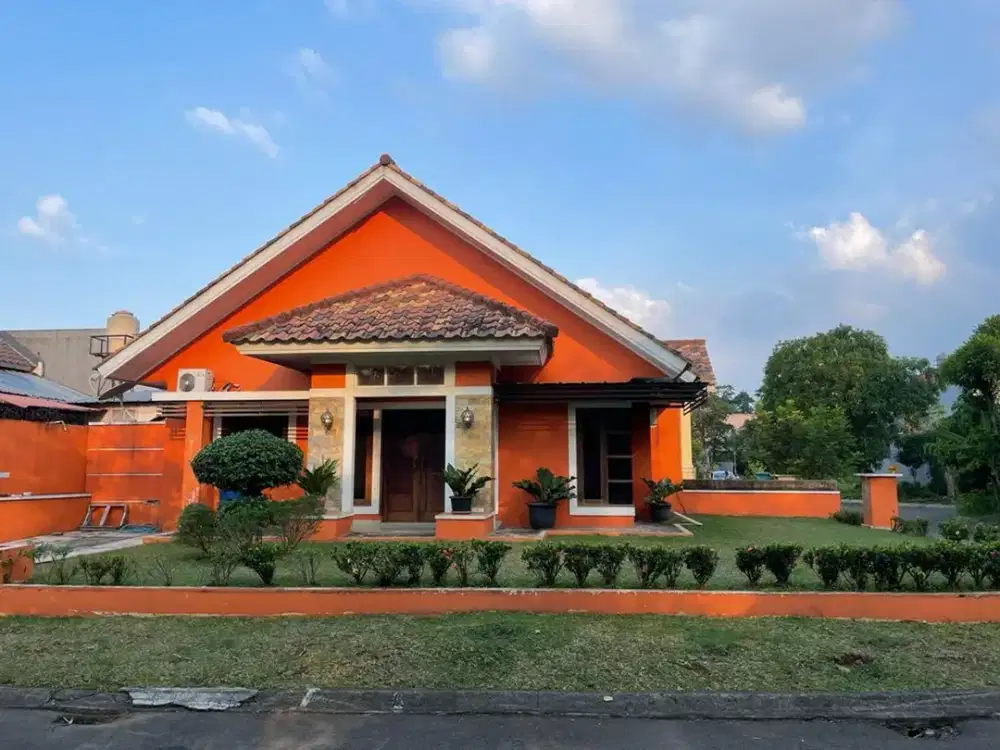 Rumah LT 211 SHM Hadap Selatan 15 Mnt ke Mal Ciputra Cibubur J-49397