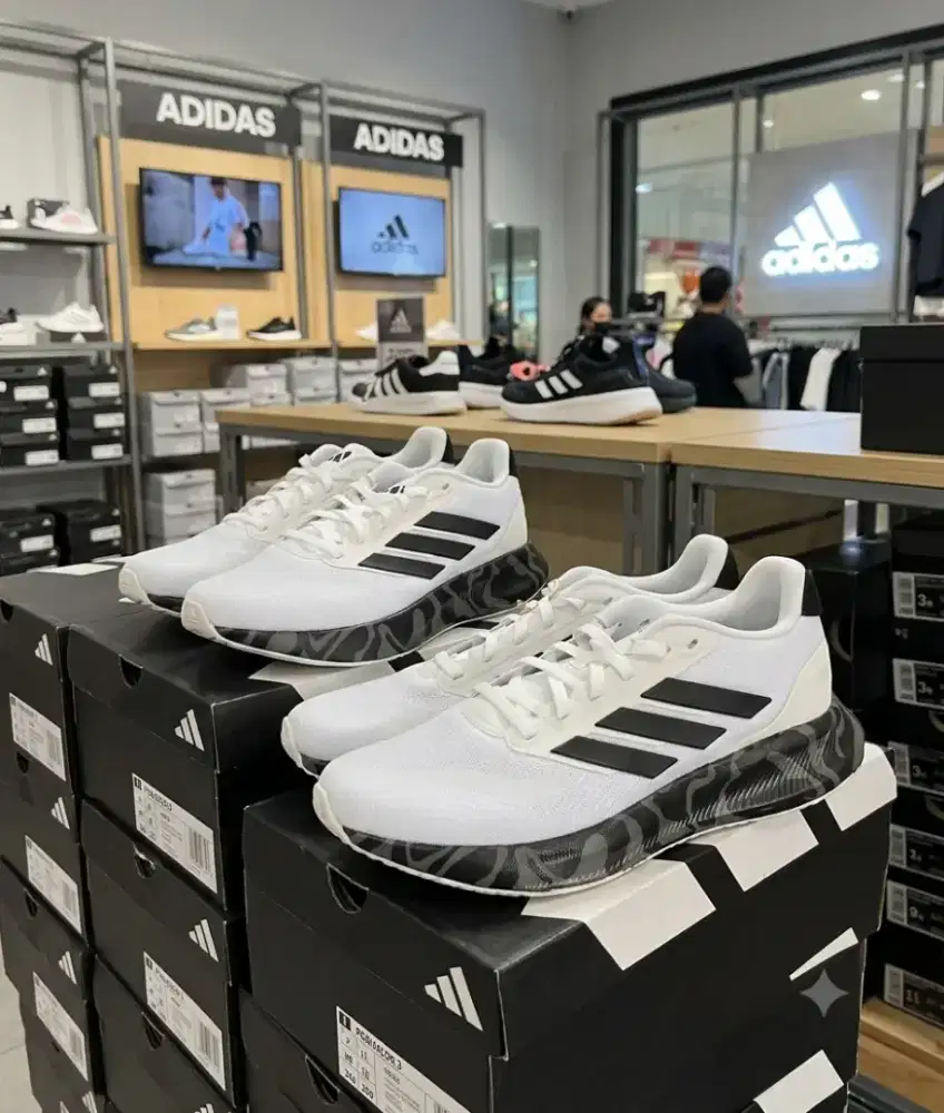 ADIDAS RUNFALCON 5 BLACK WHITE ORIGINAL