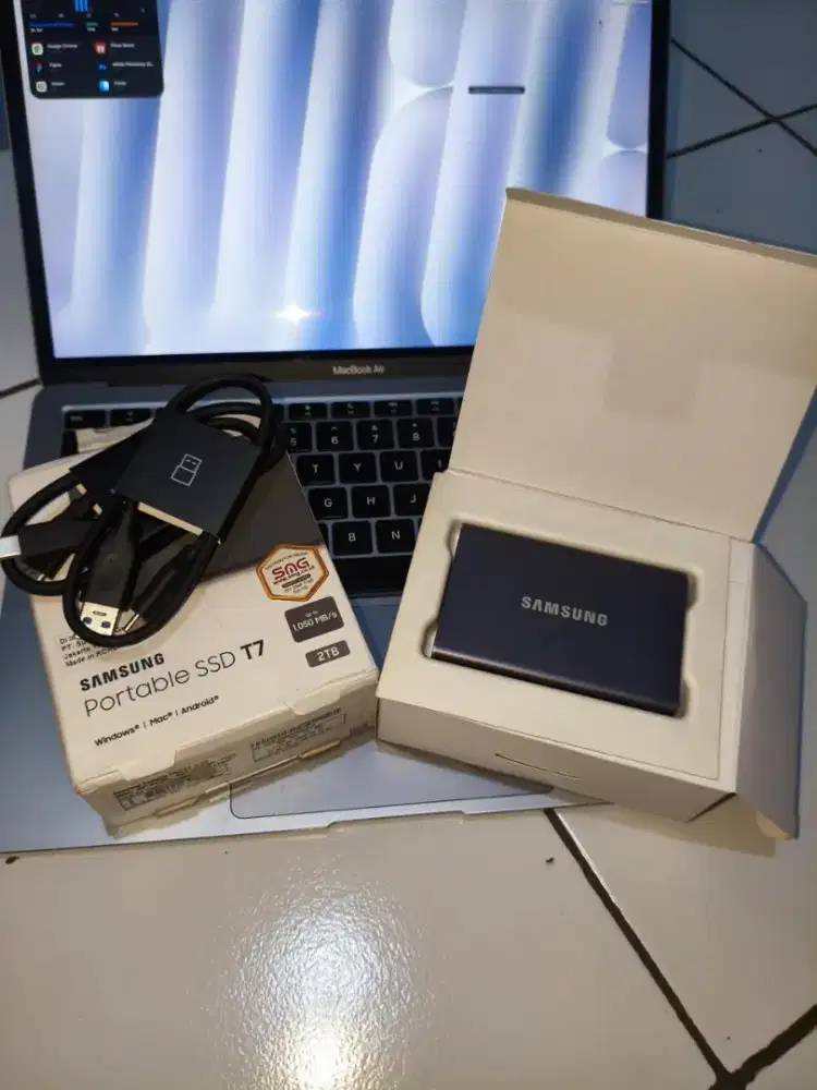 Samsung Portable SSD T7 2TB Black - Kondisi Like New
