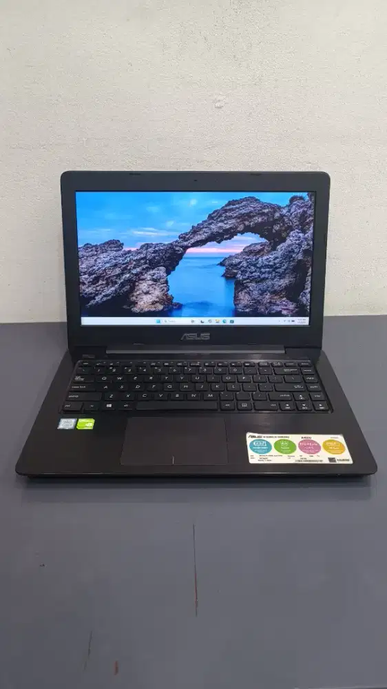 Asus vivobook A456U