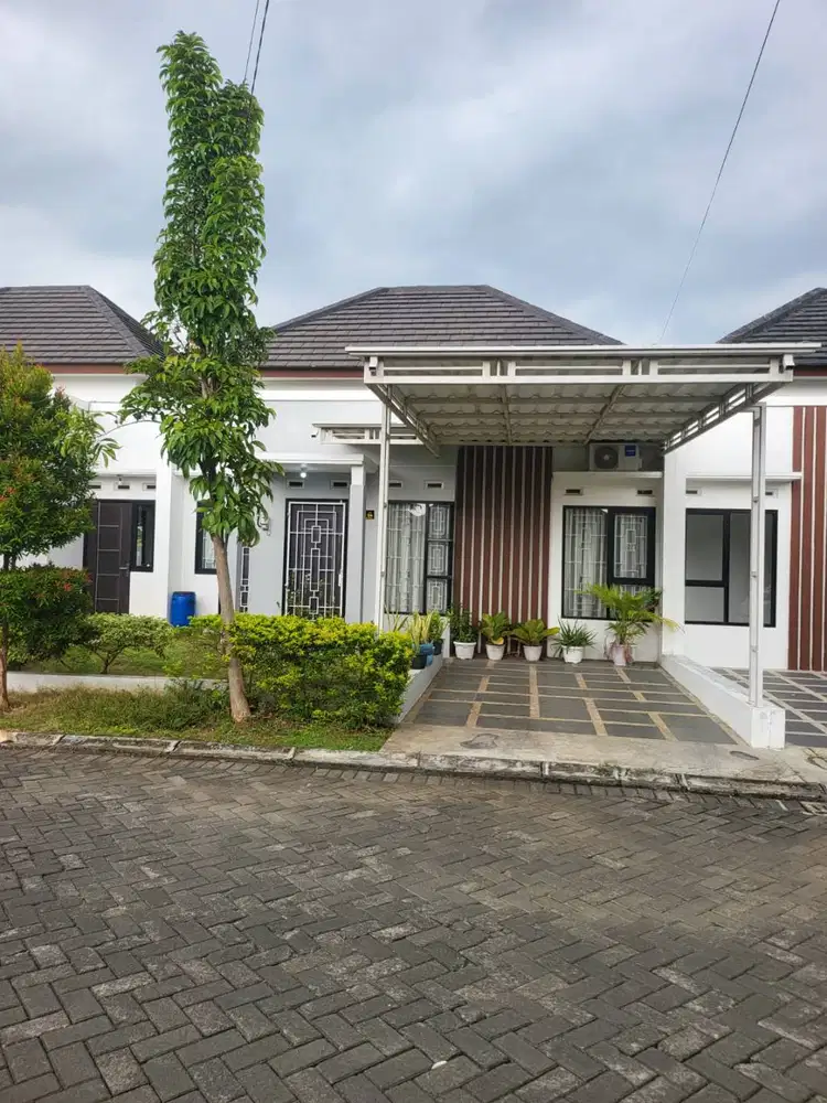 DIJUAL RUMAH MURAH DI TENGAH KOTA KENDAL