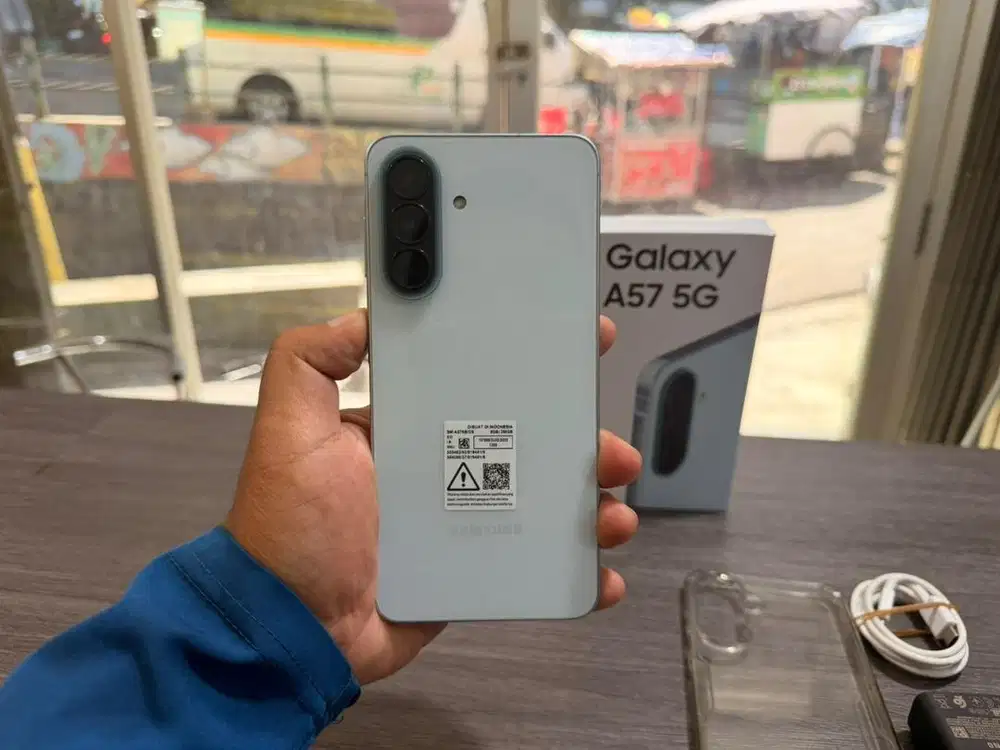 Samsung a57 5G 8/256gb mulus 1000% seperti baru