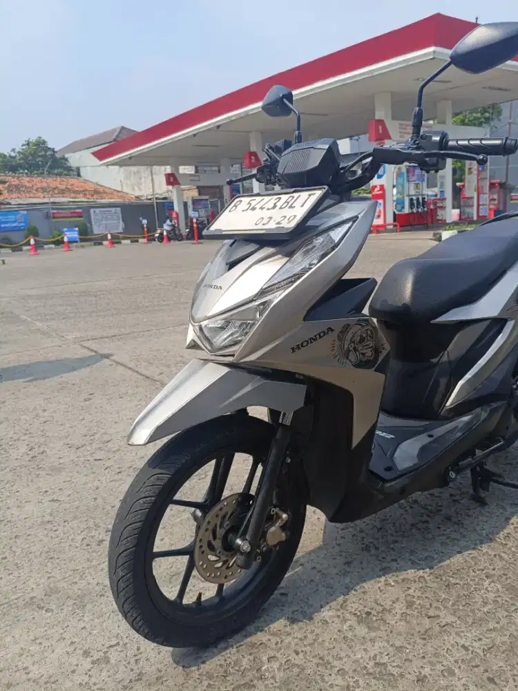 Honda Beat Street CBS 2024 Mulus & Pajak Hidup