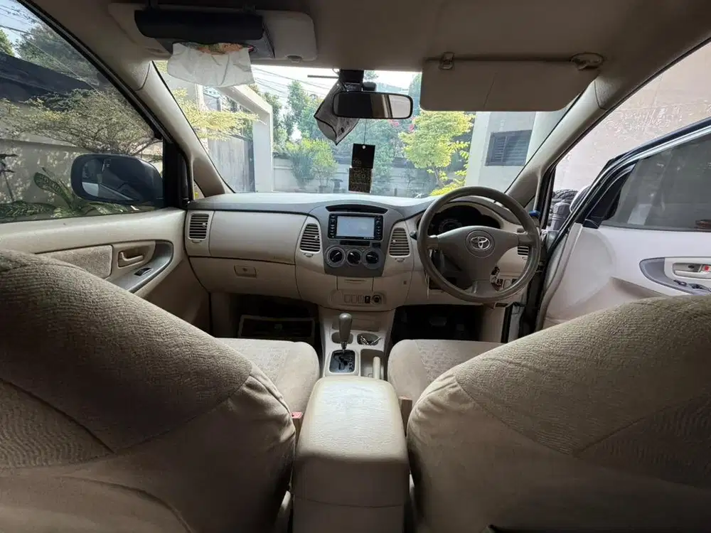 Kijang Innova 2008 AT