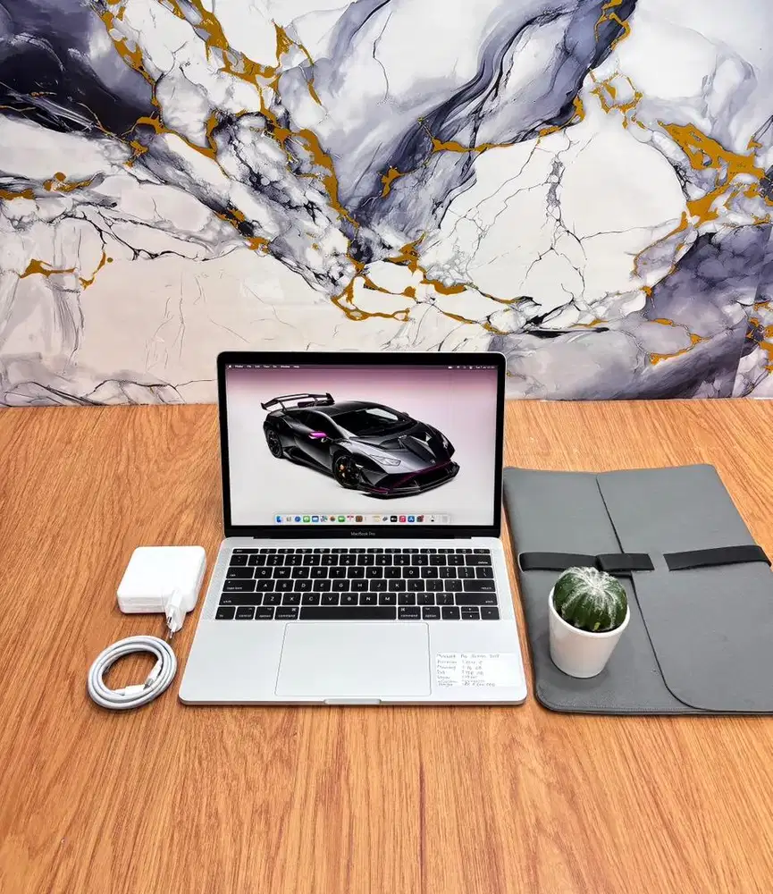 MacBook pro 13 2017,   i5-16-128
