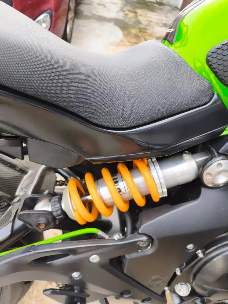 Shock Ohlins Original Er6n versey