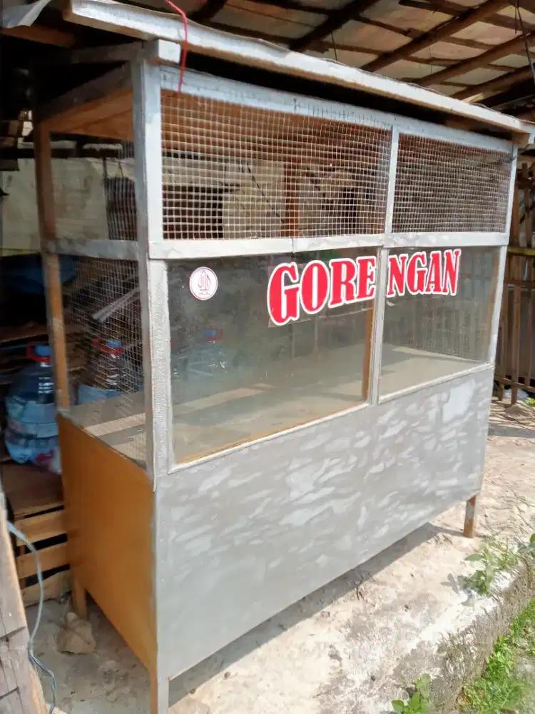 Dijual grobak serbaguna ukuran 200X200 kondisi msih bgus tinggal pakai
