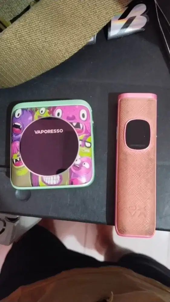 Punya topi dan pods yg udh ga di pakai tapi mash layak pakai