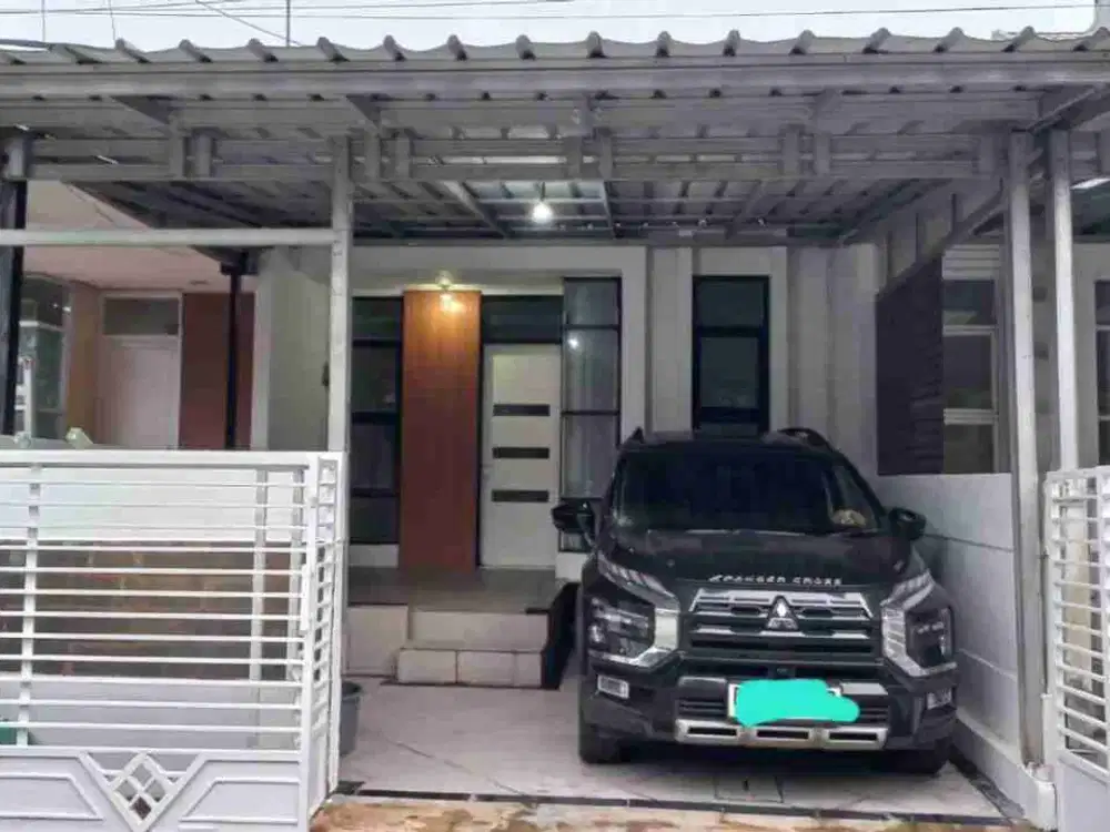 hunian nyaman dijual cepat lokasi strategis di Cendana residence AH797