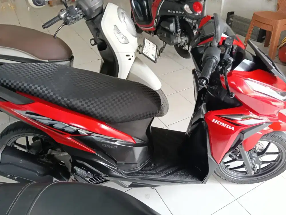 Vario 125 Cbs thn 2022
