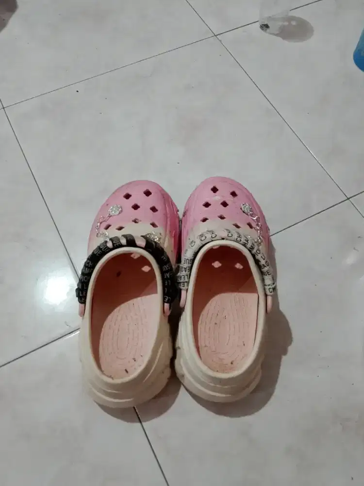 Sandal wanita Baim