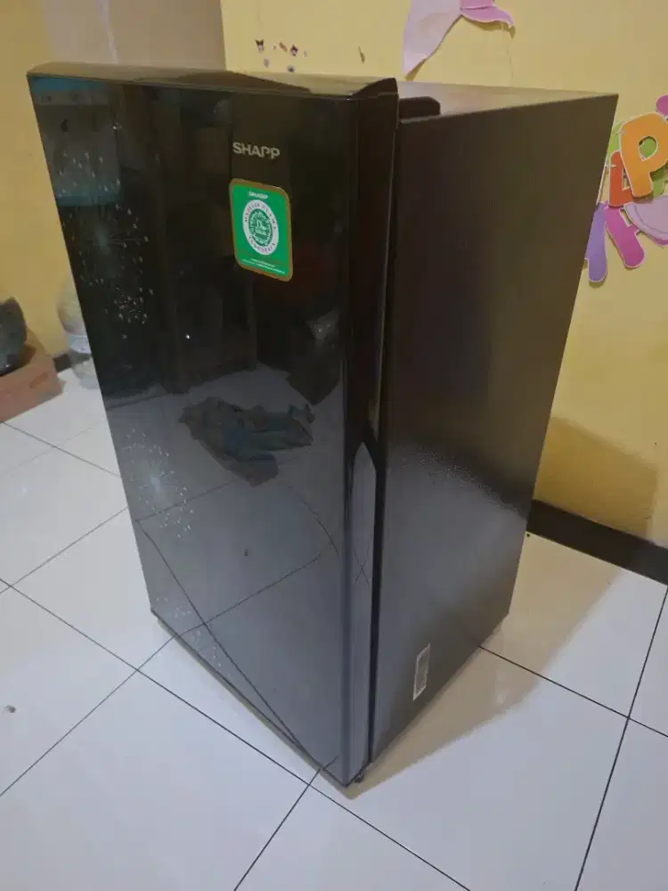 DIJUAL KULKAS SHARP 1PINTU