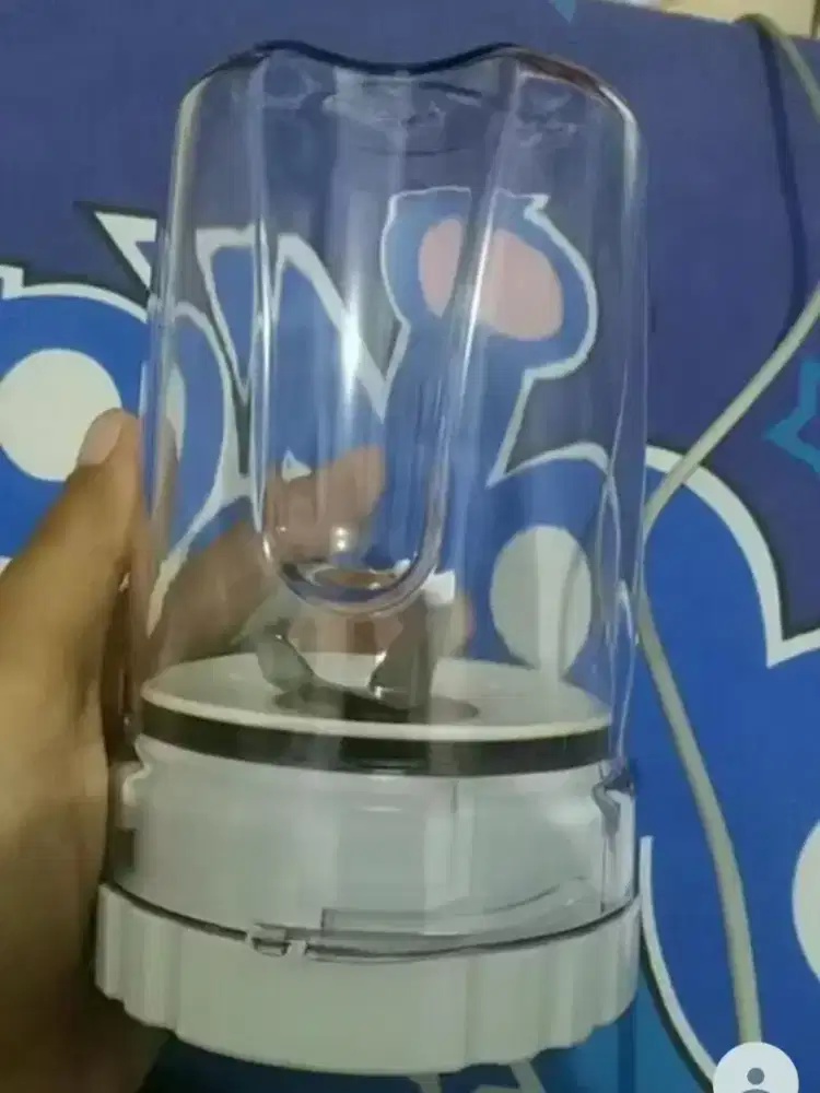 Mesin blender dan gelas bumbu blender type HR 2057