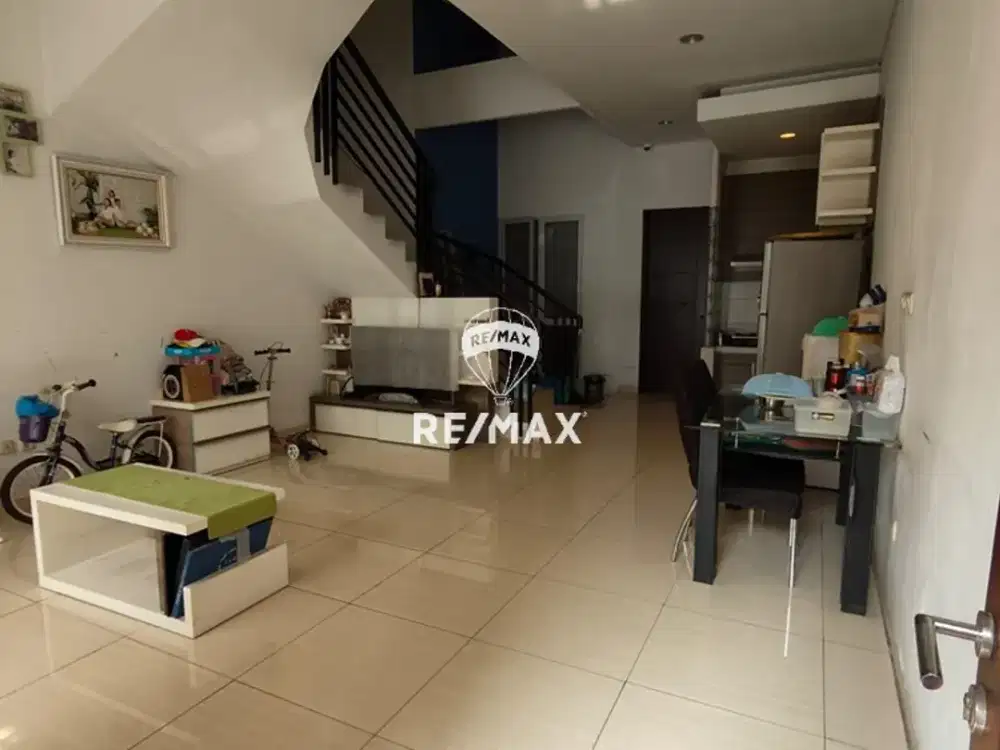 DIJUAL RUMAH CANTIK MINIMALIS DI DAERAH TOMANG JAKARTA BARAT
