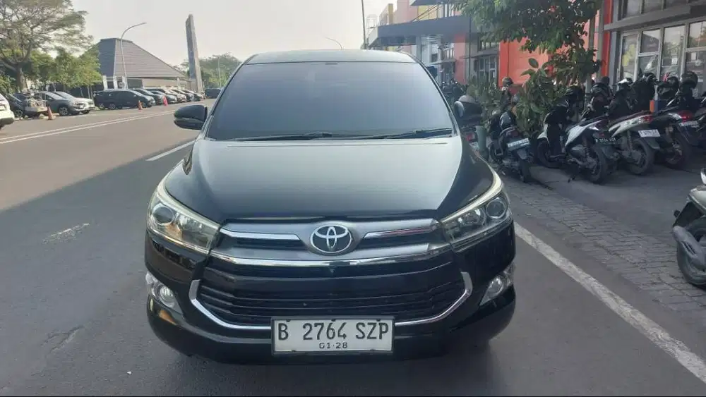 Toyota Innova Reborn 2.4V Diesel AT 2018 Hitam Metalik