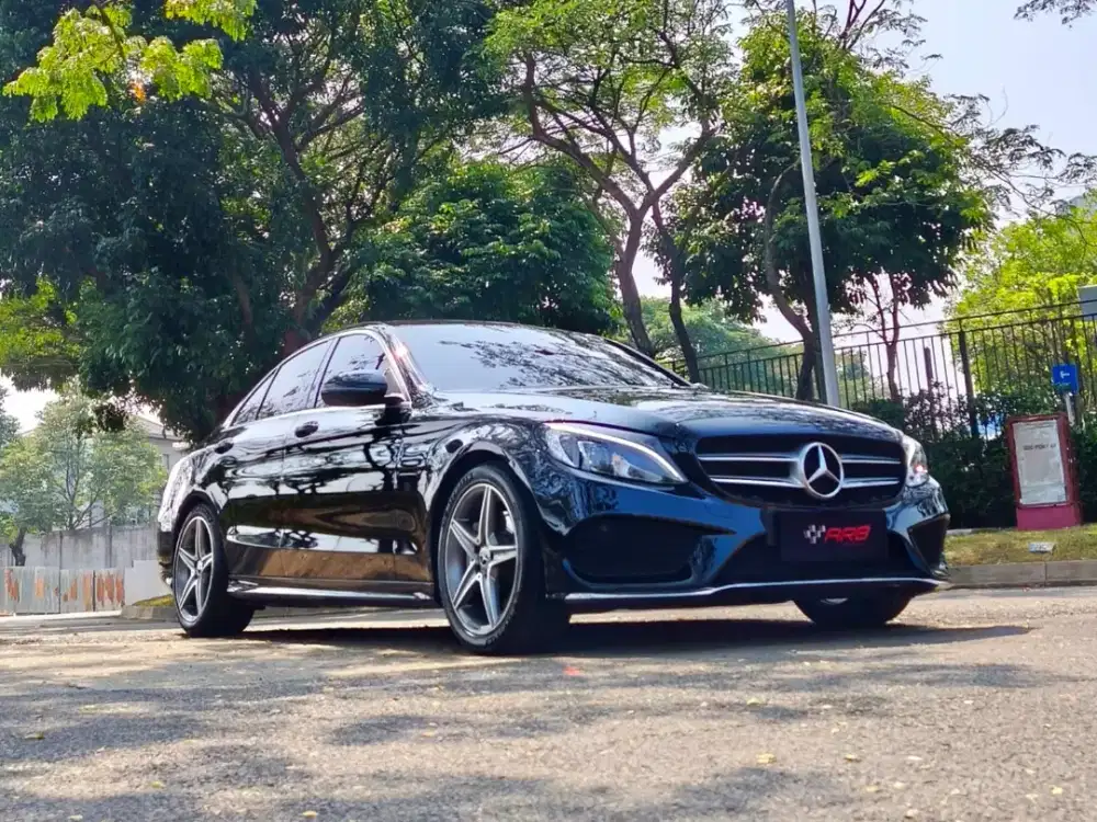Mercedes-Benz C200 AMG 2.0 AT 2018