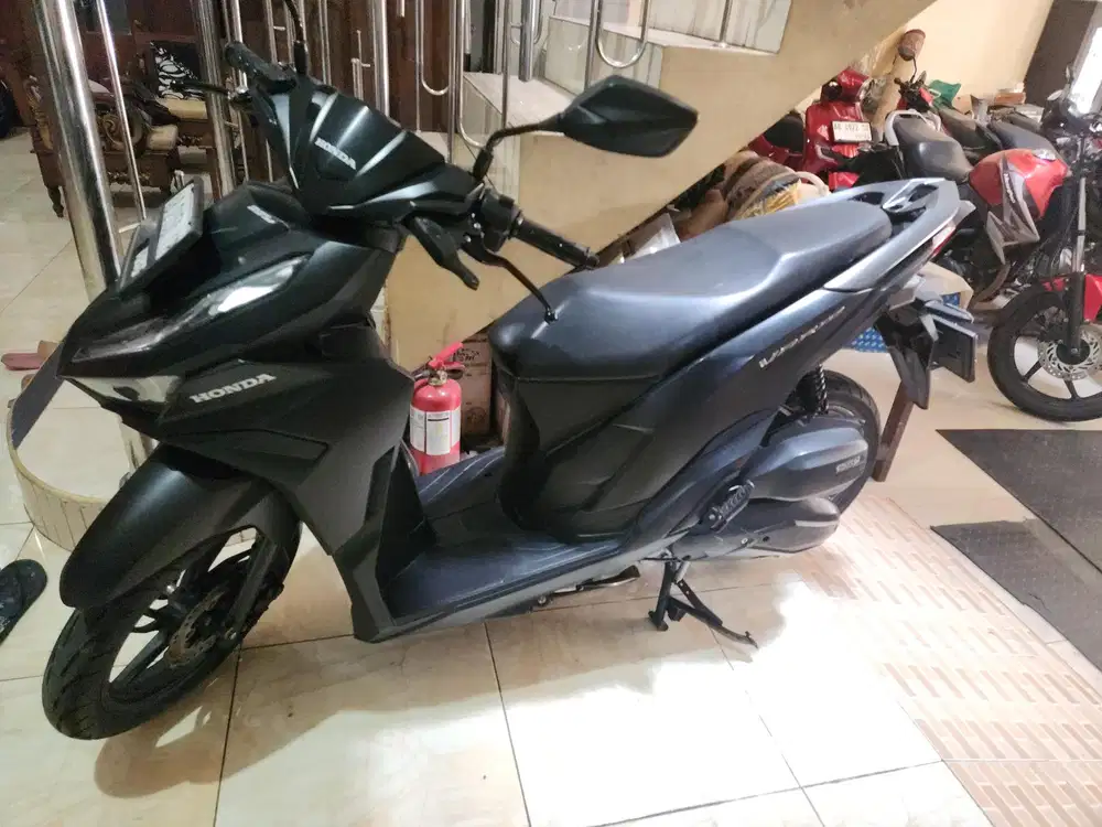 Vario 125 k2v hitam doff 2022 Gnm